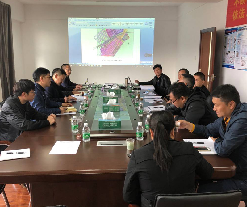 1542329868926904.jpg 專(zhuān)題研討會(huì)2.jpg