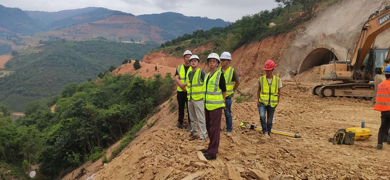 1592991880593072.jpg 檢查施工現(xiàn)場(chǎng)1.jpg